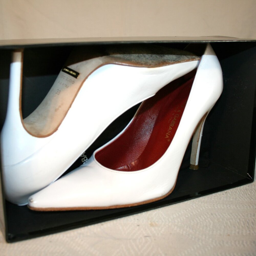Dolce & Gabbana Nero White Leather Pumps Size 38 Eur. / 7.5 US - Picture 8 of 13